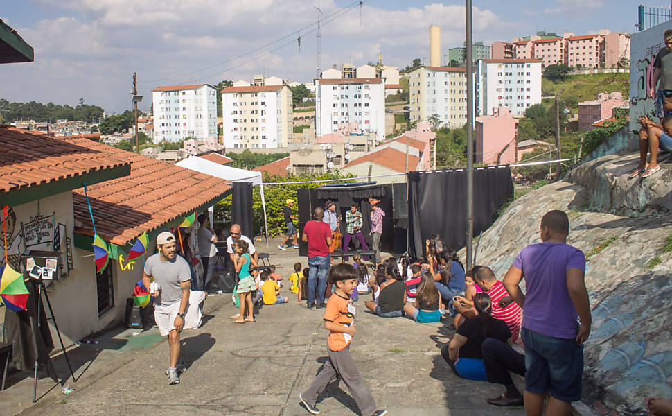 Foto - Transformando Realidades